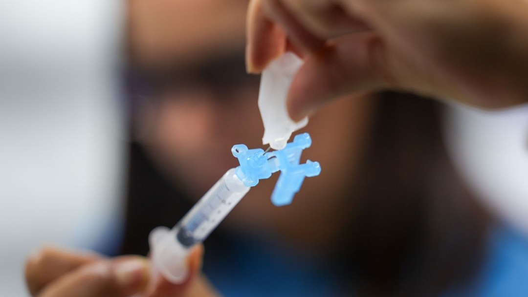 Surtos de doenças preveníveis ameaçam progresso na vacinação