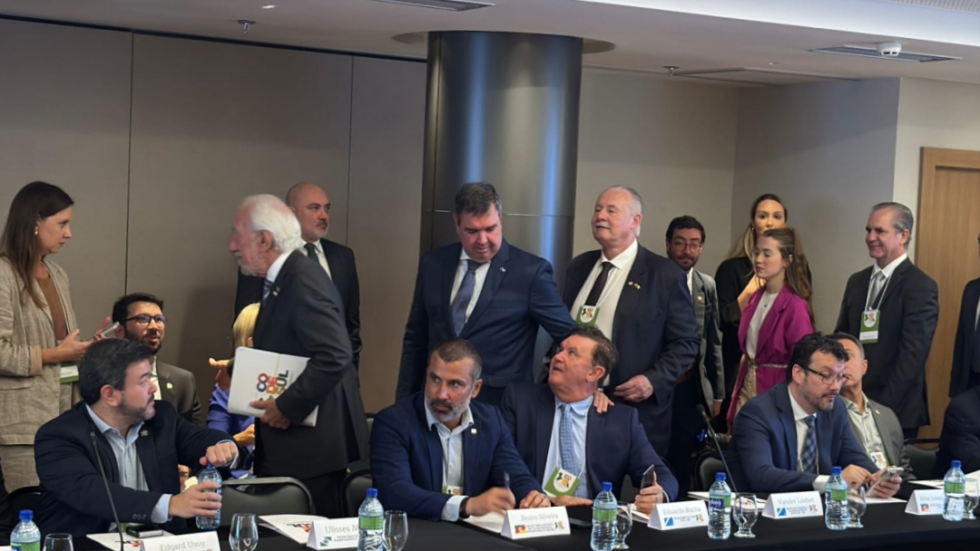 Riedel prevê que em 2027 Rota Bioceânica vai estar liberada para o tráfego