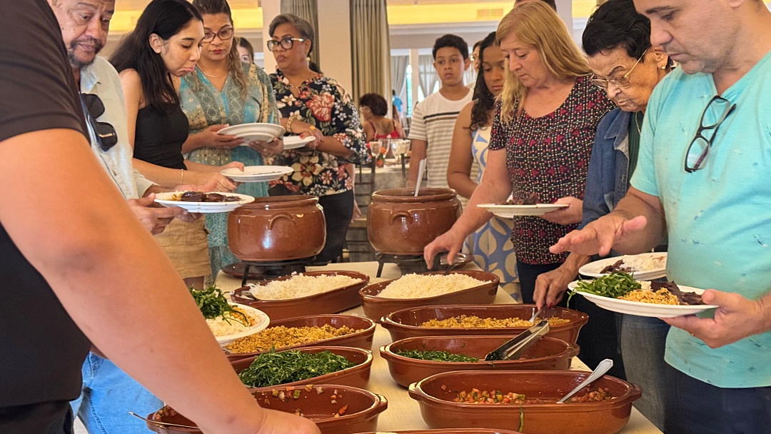 AMA realiza primeira feijoada beneficente para arrecadar fundos e apoiar tratamento do autismo
