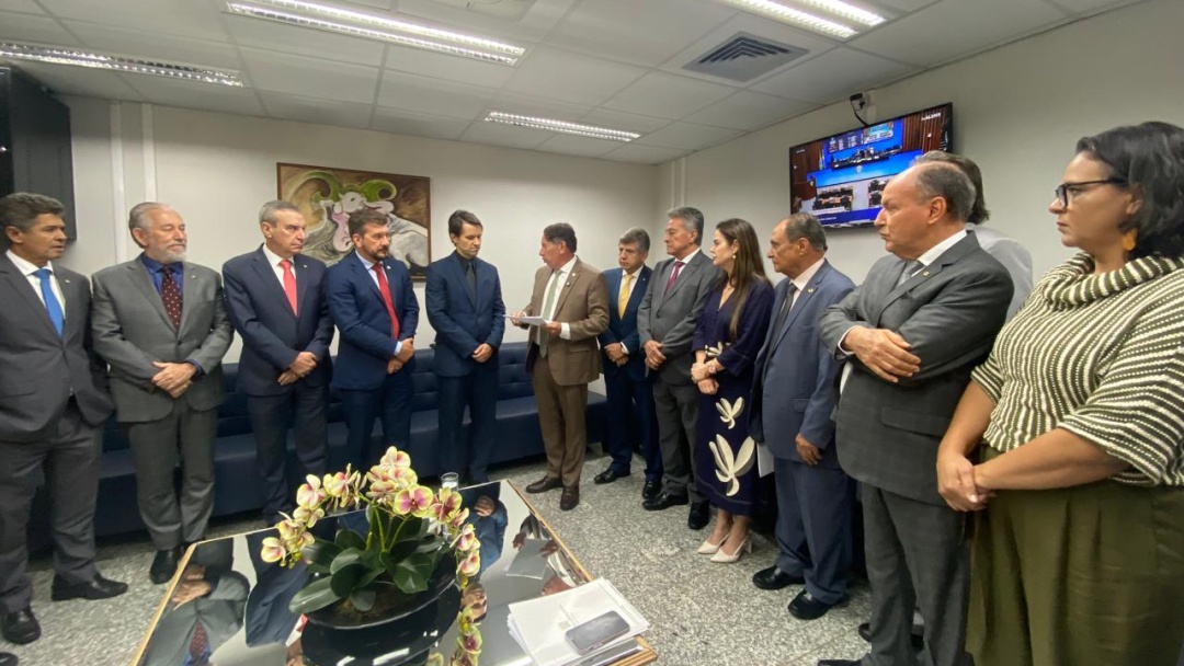 Assembleia entrega ao MPF pedido para suspender leilão de relicitação da BR-163