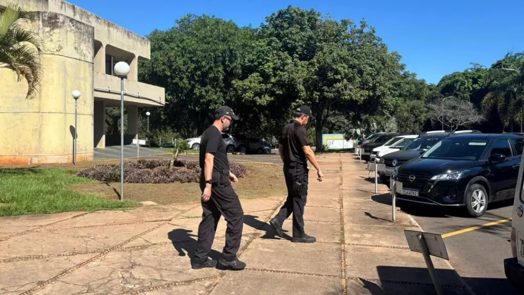 Titulação escancara elo entre fazendeira, ex-presidente da Agraer e empresário