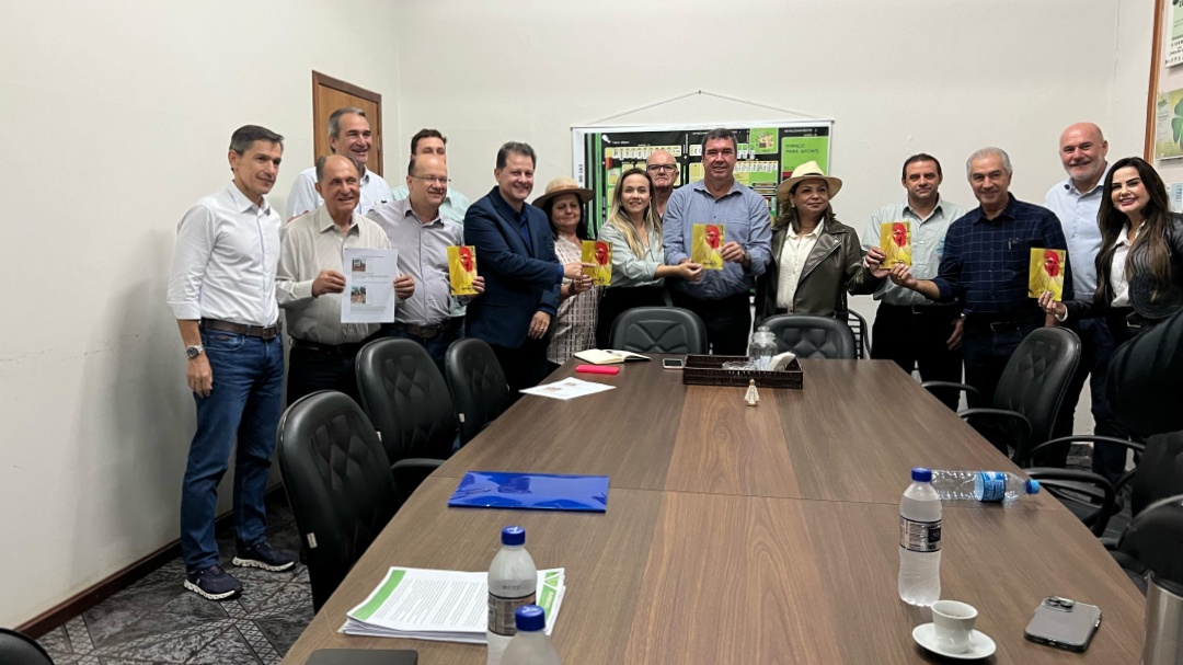 Associa&ccedil;&atilde;o vai a Riedel reclamar das estradas de escoamento da avicultura em Sidrol&acirc;ndia