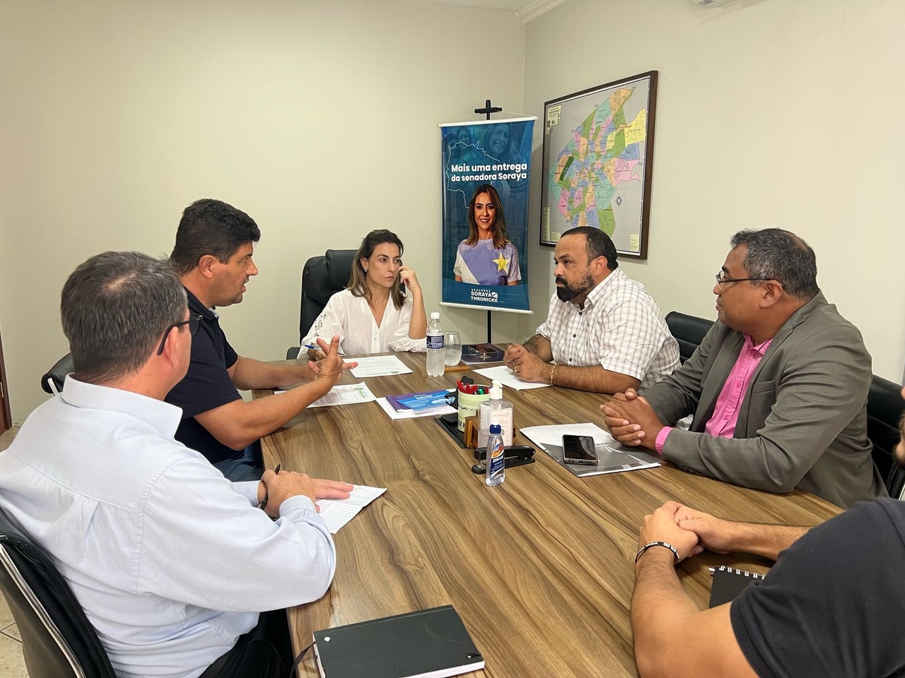 Senadora promete emenda de R$ 3 milhões para custear projeto do anel viário