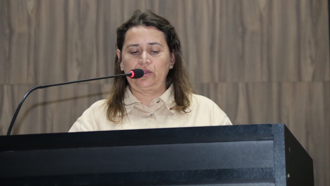 Vereadora Joana Michalski comemora aprova&ccedil;&atilde;o do Projeto de Lei 13/2025 em Sidrol&acirc;ndia