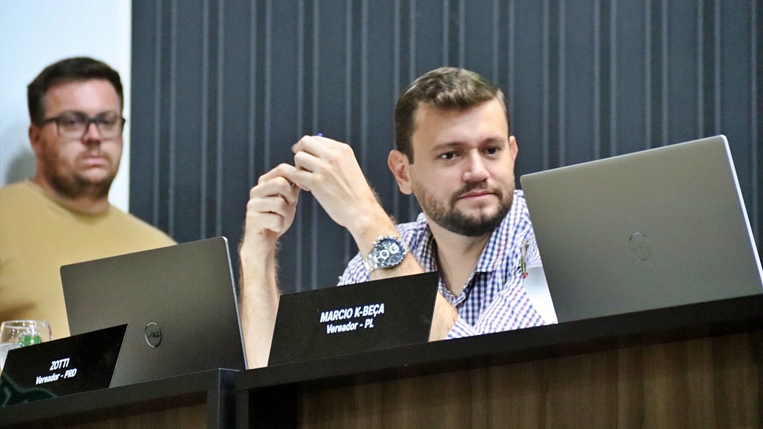 Câmara aprova Lei que obriga Prefeitura identificar veículos, mas prefeito veta proposta