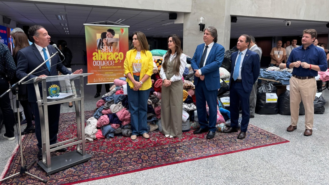 Gerson celebra solidariedade no Dia D da campanha “Seu Abraço Aquece”
