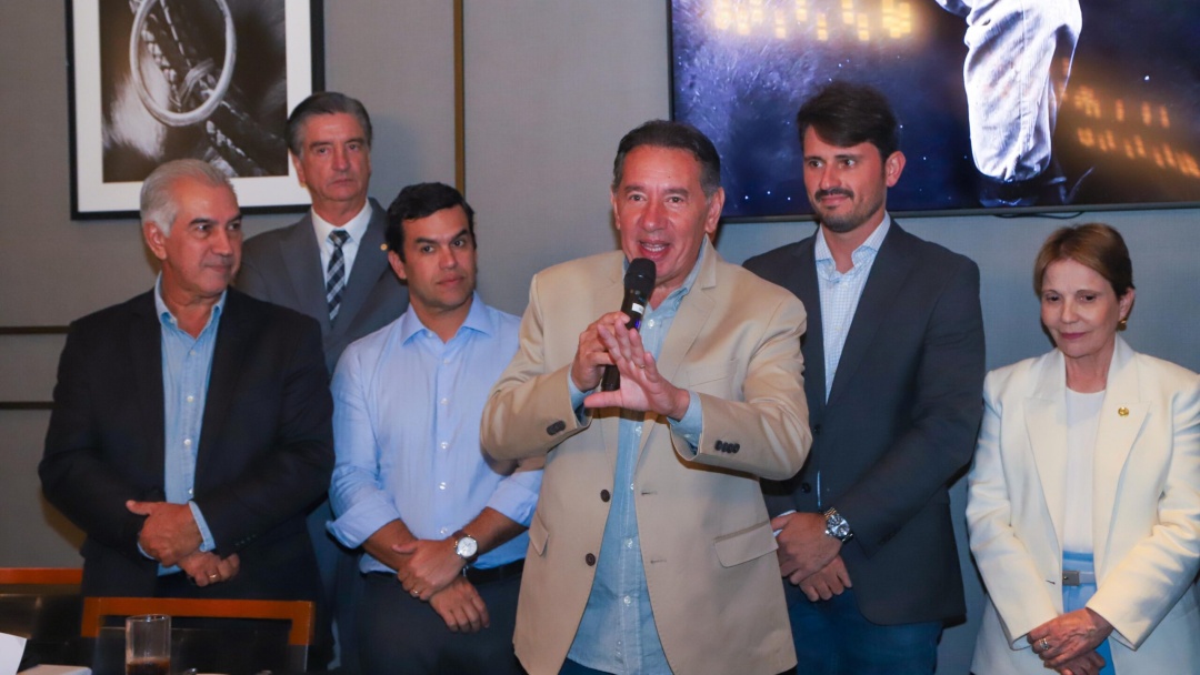 Presidente da ALEMS defende autonomia municipal na Marcha em Brasília