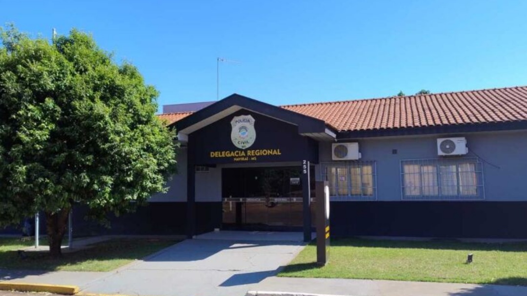 Homem é preso após invadir casa, ameaçar moradora com faca e roubar eletrodomésticos