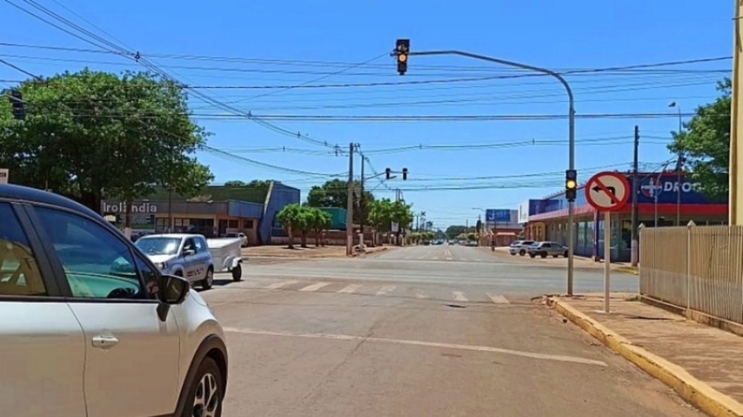 Detran prev&ecirc; instala&ccedil;&atilde;o de sem&aacute;foros s&oacute; na 1&ordf; quinzena de junho