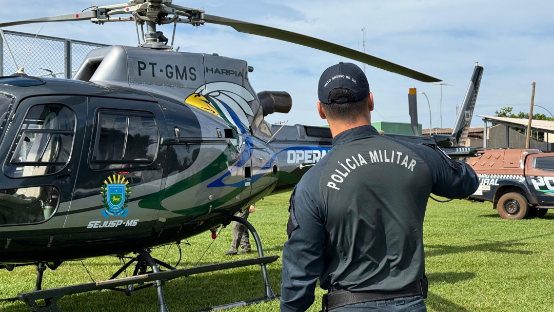 Opera&ccedil;&atilde;o policial com helic&oacute;ptero &eacute; preventiva e visa coibir il&iacute;citos em &aacute;reas rurais