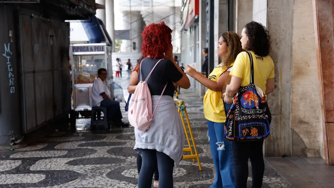 Nascidos em maio e junho recebem hoje parcela de R$ 200