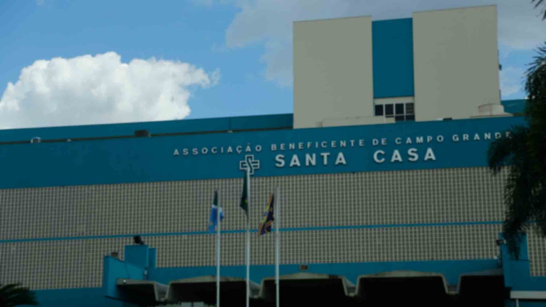 Homem espancado por cinco pessoas morre na Santa Casa após dois meses de internação