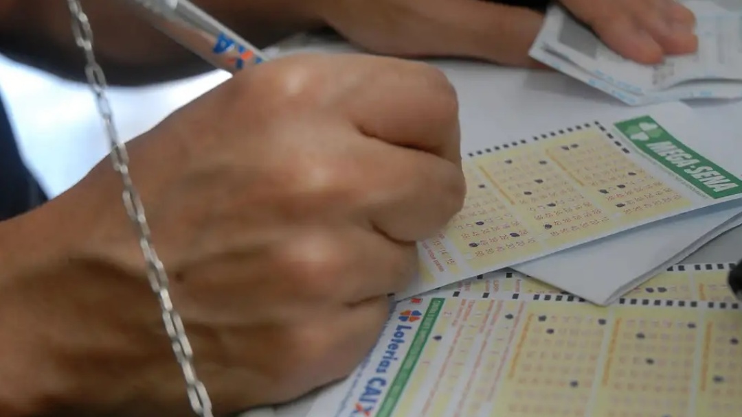 Mega-Sena sorteia neste sábado prêmio acumulado em R$ 51 mi