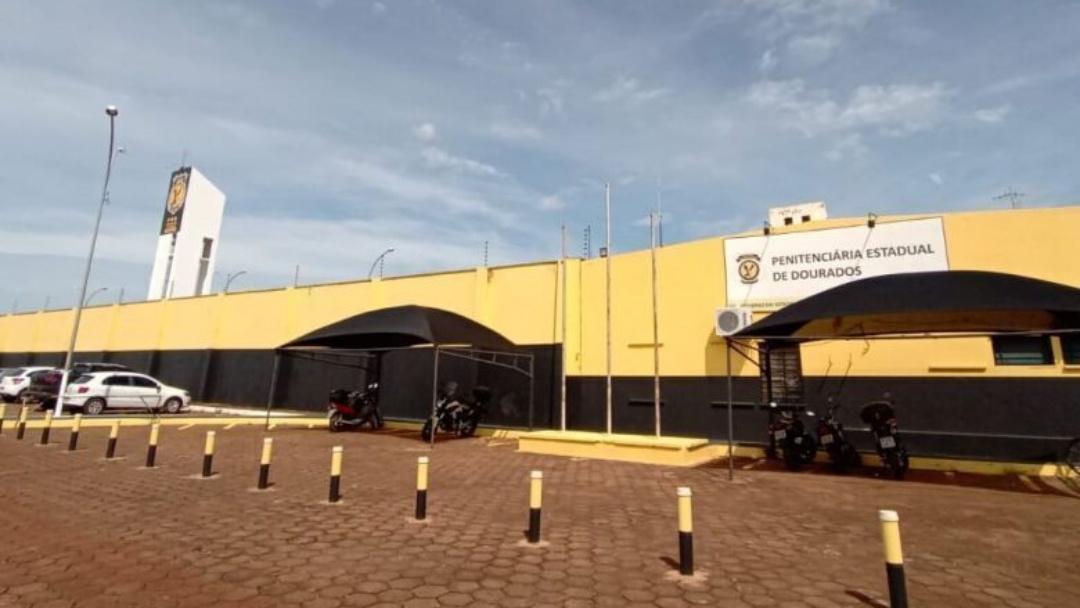 Padrasto que espancou criança de 3 anos é transferido para a PED
