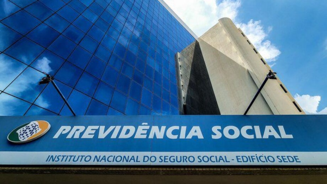 Governo pede ao STF abertura de cr&eacute;dito extraordin&aacute;rio para ressarcir aposentados 