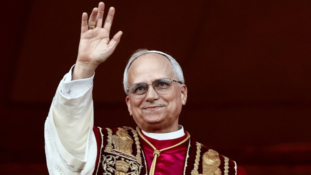 Papa pede &#039;responsabilidade&#039; para Israel e Ir&atilde; e apela por mundo &#039;livre da amea&ccedil;a nuclear&#039;   