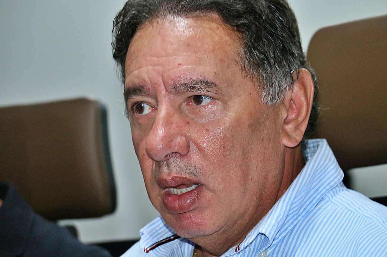 Detran inicia instalação de novos semáforos viabilizados pelo deputado Gerson Claro em Sidrolândia