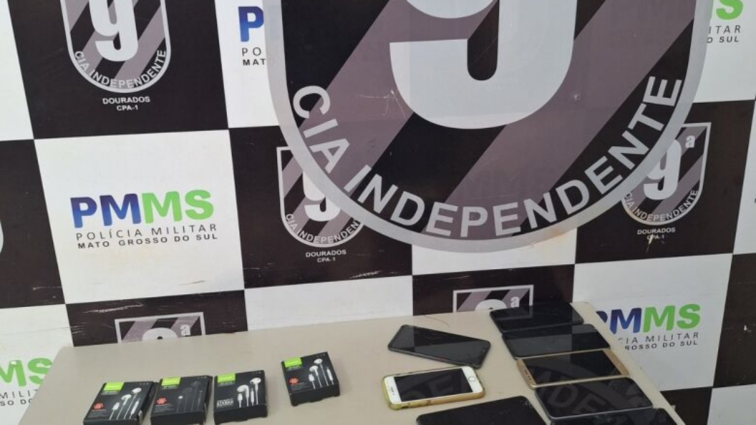 Ladrão invade comércio pelo telhado e é preso tentando vender celulares na rua