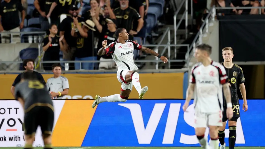 Flamengo fecha primeira fase do Mundial com empate com o Los Angeles