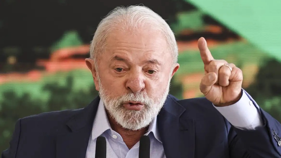 Lula diz que Motta descumpriu acordo e derrubada do IOF foi absurda