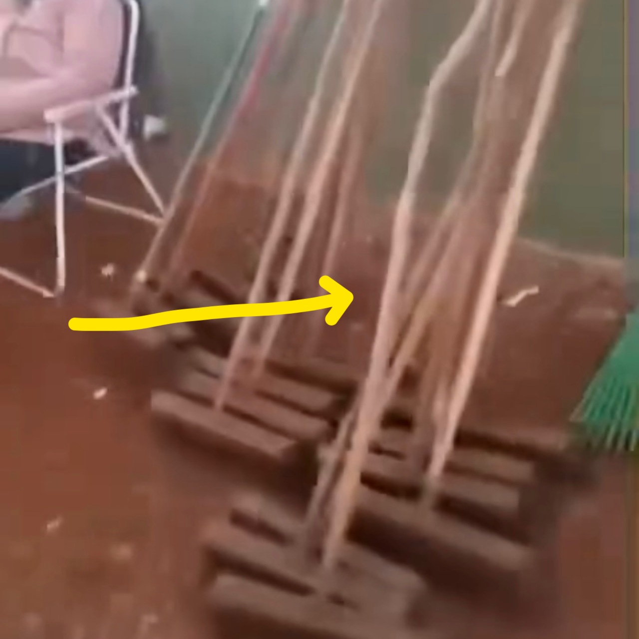 Prefeitura responde a den&uacute;ncias de garis e nega falta de EPIs e materiais de trabalho