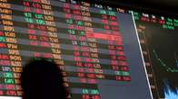 Ibovespa: Bolsa de valores supera os 141 mil pontos e volta a bater recorde   
