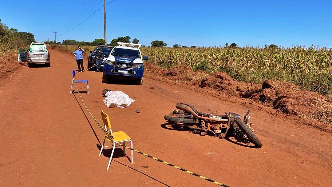 Professor de escola rural do Jib&oacute;ia morre ao cair de moto em travess&atilde;o