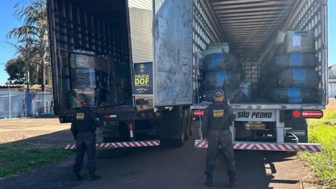 Caminh&otilde;es com contrabando avaliado em R$ 21 milh&otilde;es s&atilde;o apreendidos e trio vai preso