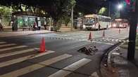 Morador de rua morre ap&oacute;s ser atropelado em frente &agrave; Pra&ccedil;a