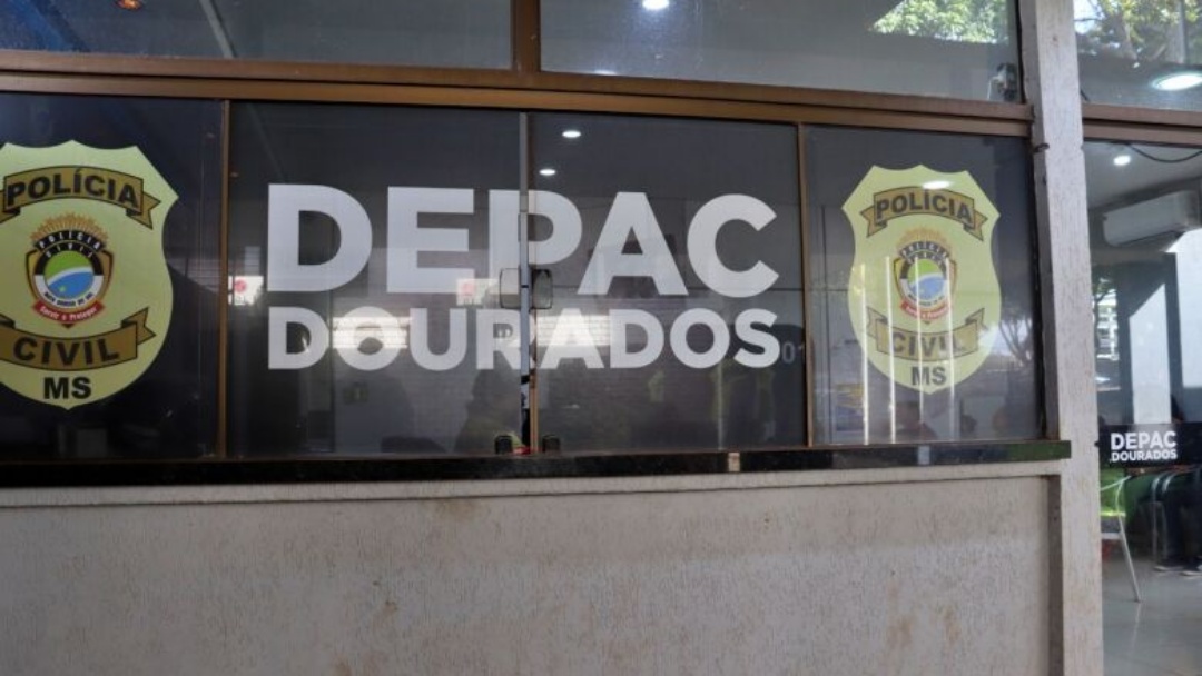 Homem é preso após agredir e ameaçar matar esposa em Dourados