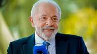 Lula diz a Tarc&iacute;sio para &#039;n&atilde;o tentar esconder chapeuzinho do Trump&#039;   