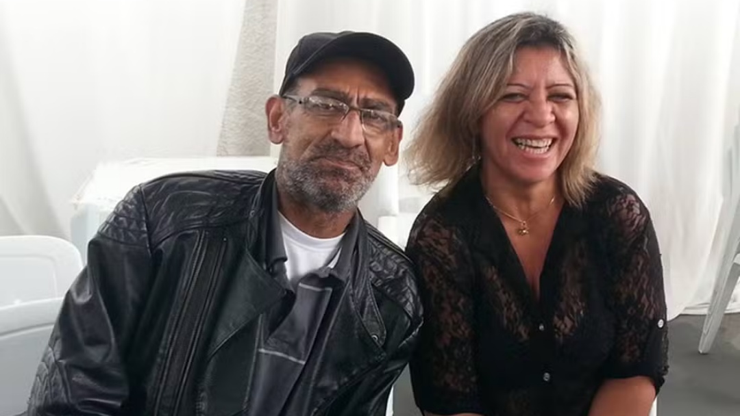Doação de coração vira encontro de almas após homem se apaixonar por viúva de doador