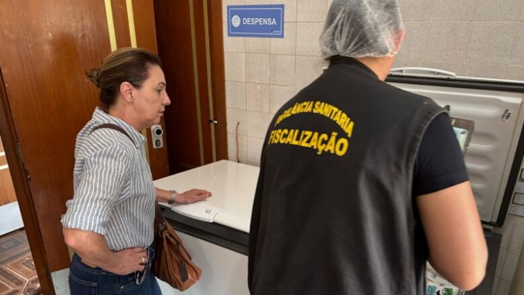 Cl&iacute;nica &eacute; interditada ap&oacute;s morte de adolescente