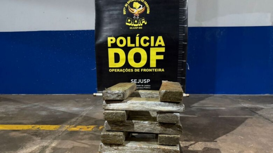 Adolescente &eacute; apreendido transportando maconha em &ocirc;nibus