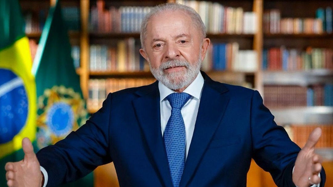 Em pronunciamento, Lula diz que tarifa&ccedil;o &eacute; &ldquo;chantagem inaceit&aacute;vel&rdquo;