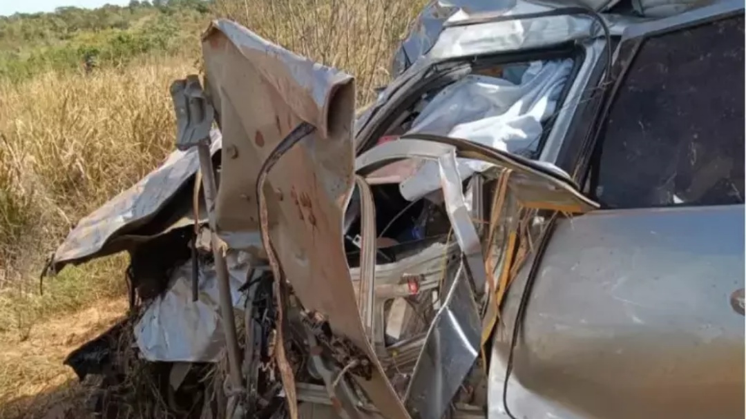 Homem morre após caminhonete capotar na rodovia MS-040