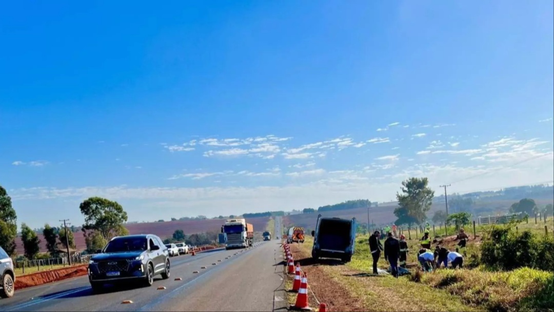 Rapaz &eacute; encontrado morto na BR-163 e suspeita &eacute; de atropelamento em MS