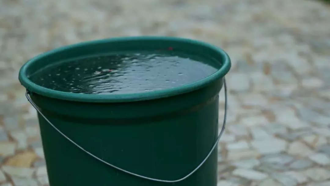 Bebê de 1 ano morre afogado em balde no Centro-Oeste em Campo Grande