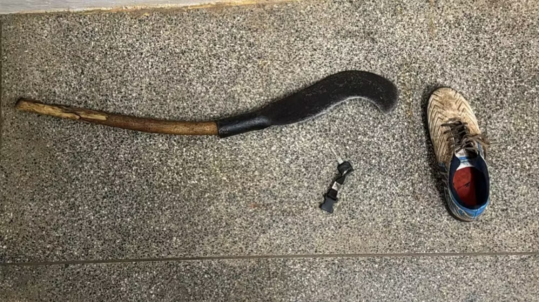 Suspeito assassinar professor é preso com chave da moto e chuteira da vítima