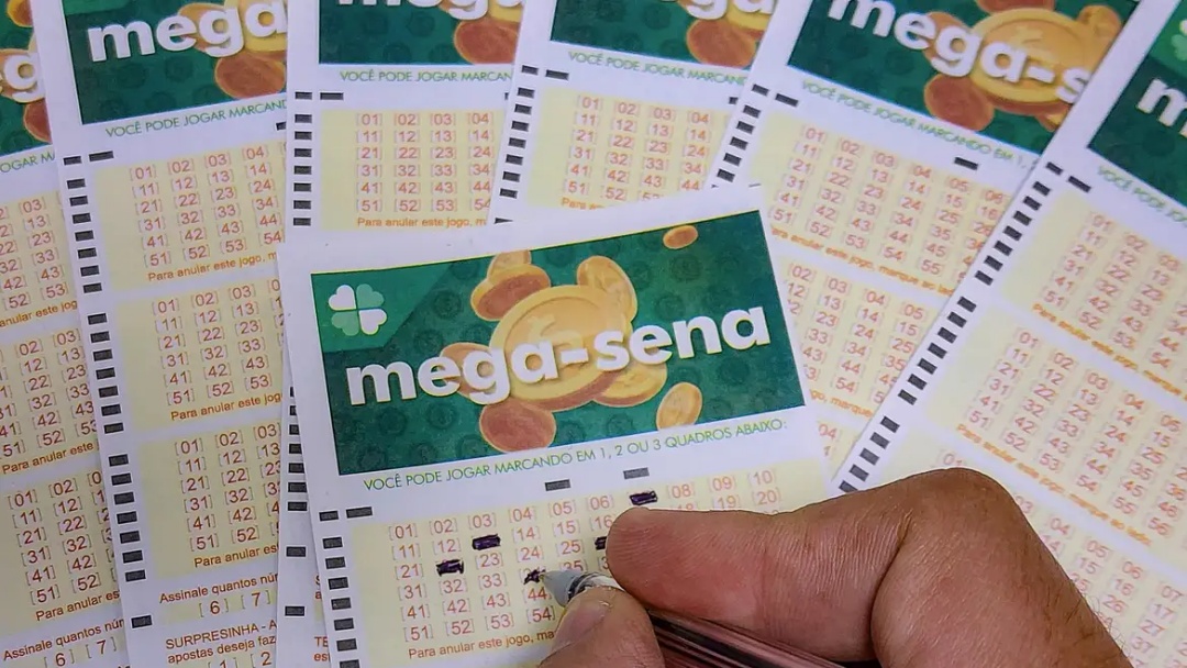 Mega-Sena sorteia neste sábado prêmio acumulado em R$ 42 mi