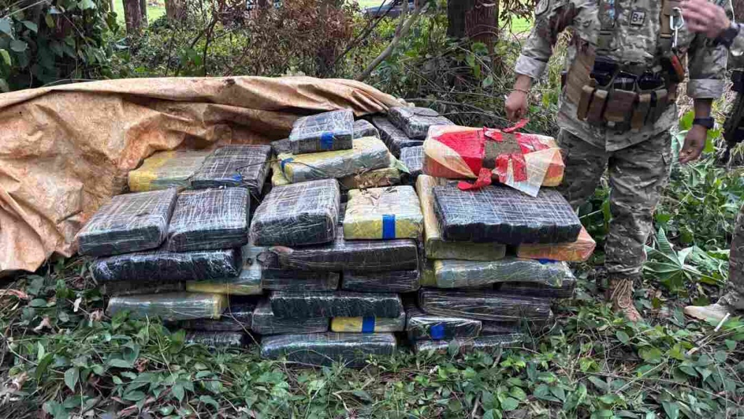 Operação no Paraguai apreende mais de 800 quilos de maconha que seriam entregues no Brasil