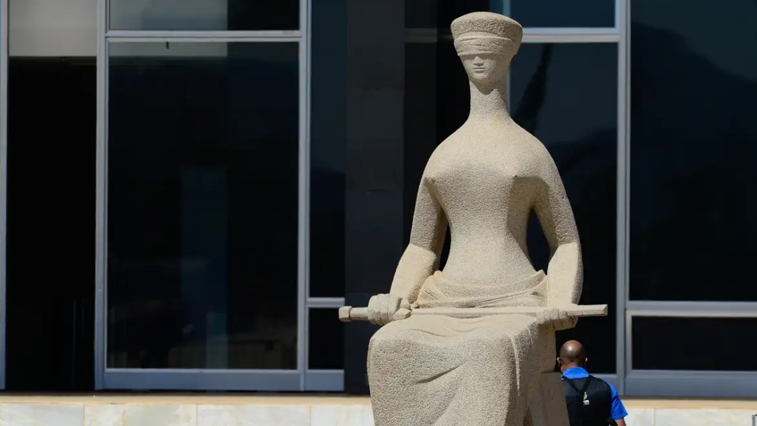 STF encerra interrogat&oacute;rio de 31 r&eacute;us da trama golpista