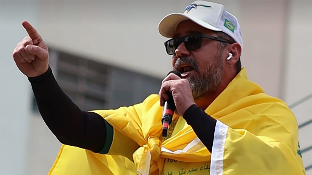 Marcos Pollon ataca Bolsonaro e Valdemar por entrega do PL ao PSDB em ato &#039;Reaja Brasil&#039; em Campo Grande