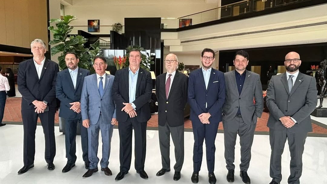 Em miss&atilde;o na &Aacute;sia, Gerson Claro manifesta preocupa&ccedil;&atilde;o com crise institucional entre os Poderes