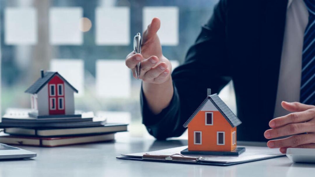 Alugu&eacute;is residenciais t&ecirc;m alta discreta de 0,06% em julho, aponta IVAR