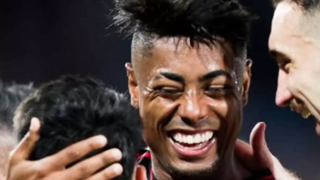 Flamengo bate Inter e fica a um empate em Porto Alegre para alcan&ccedil;ar as quartas da Libertadores