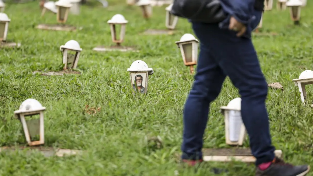 Brasileiros n&atilde;o resgatam de R$ 10 mil a R$ 50 mil de parentes mortos