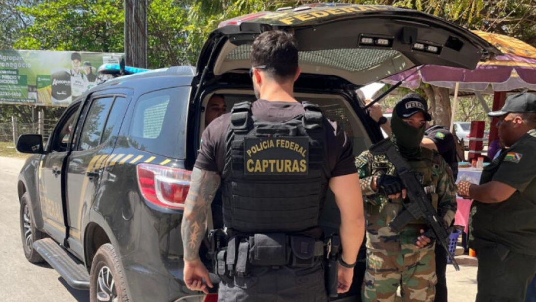 Brasileiro foragido por tráfico internacional é entregue à PF de Mato Grosso do Sul