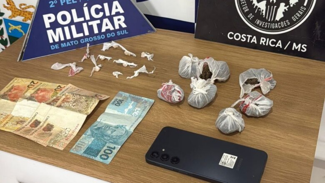 Ap&oacute;s movimenta&ccedil;&atilde;o suspeita em resid&ecirc;ncia, jovem &eacute; presa por tr&aacute;fico de drogas