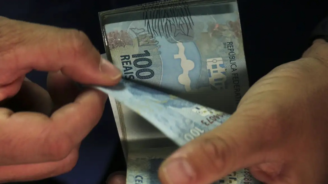 Governo come&ccedil;a a transferir empr&eacute;stimos antigos para app do consignado